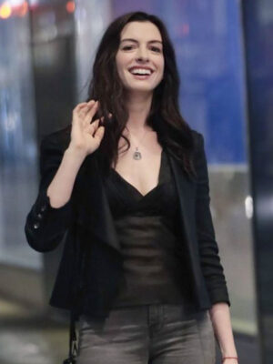 anne-hathaway-wecrashed-2022-jacket