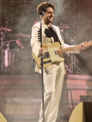 The Show Live On Tour Munich Niall Horan White Suit