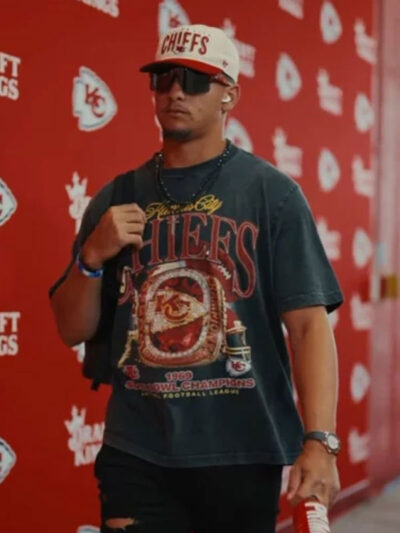 patrick-mahomes-2024-nfl-preseason-game-chiefs-shirt