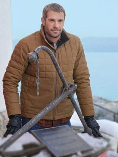 Navigating Christmas Peter Brown Zipper Quilted Jacket