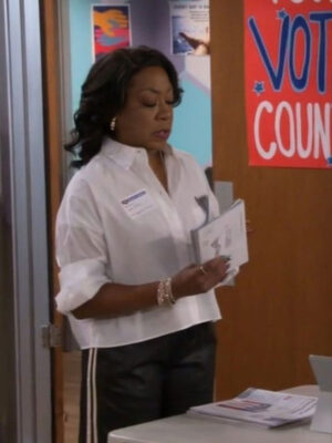 The Neighborhood S07 Tichina Arnold White Cotton Shirt